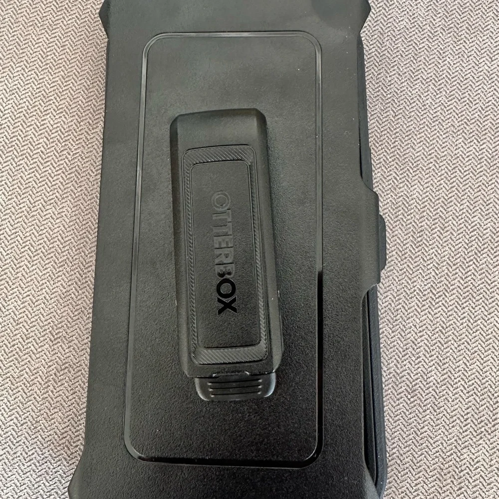 OtterBox Black Phone Case with Belt Clip for iPhone 14 Pro Max NWT